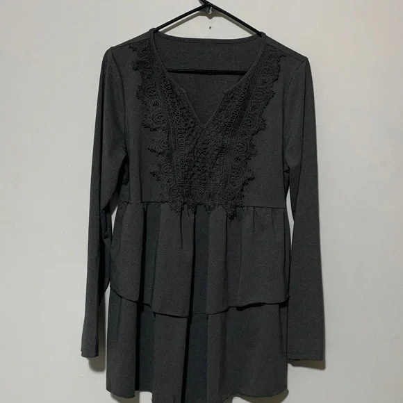 Elegant Gret Lace Dress NWOT - Picture 1 of 7